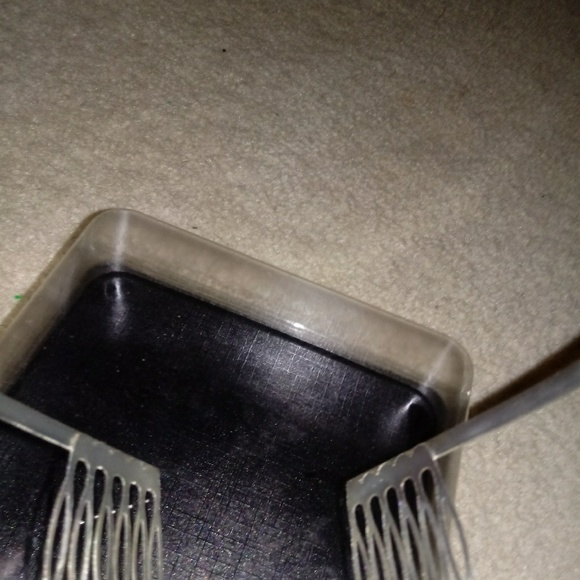 Tiara - Picture 3 of 4